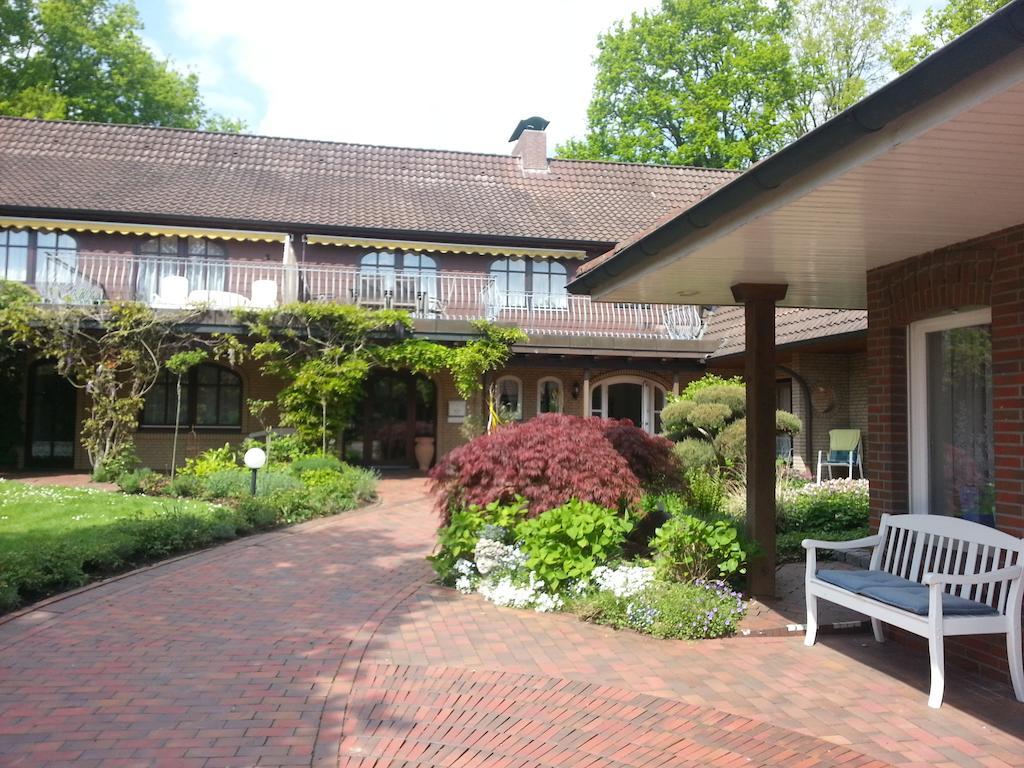 Hotel Garni Kristinenhof Bad Zwischenahn Exterior photo